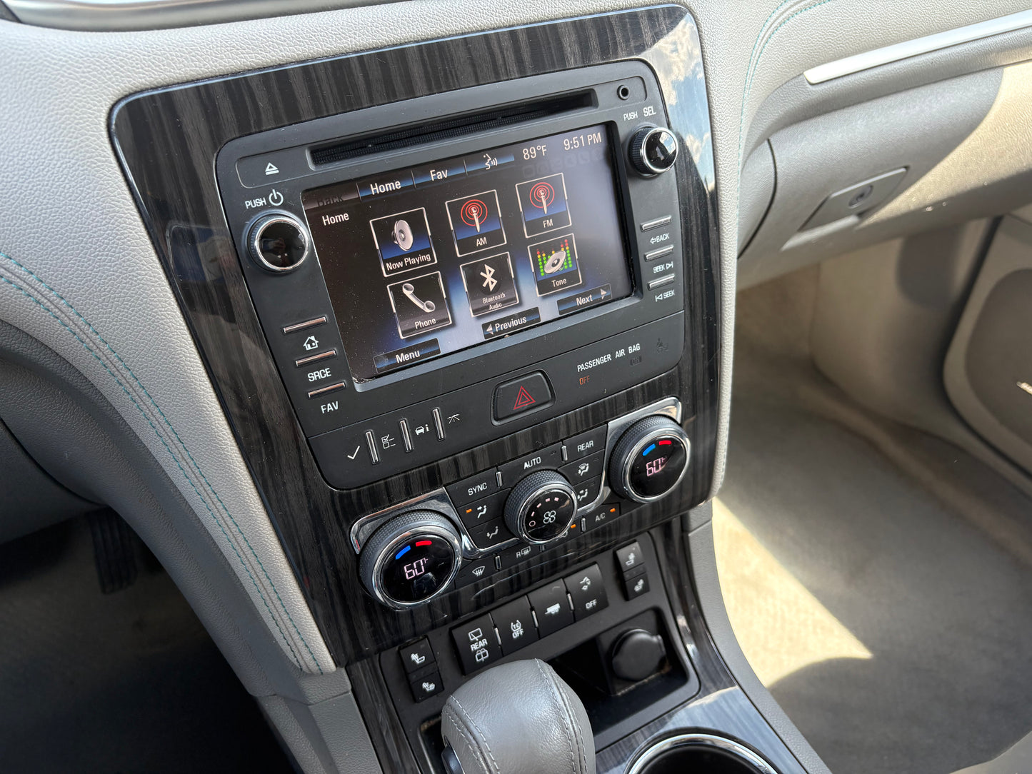 2013 Chevrolet Traverse 2LT