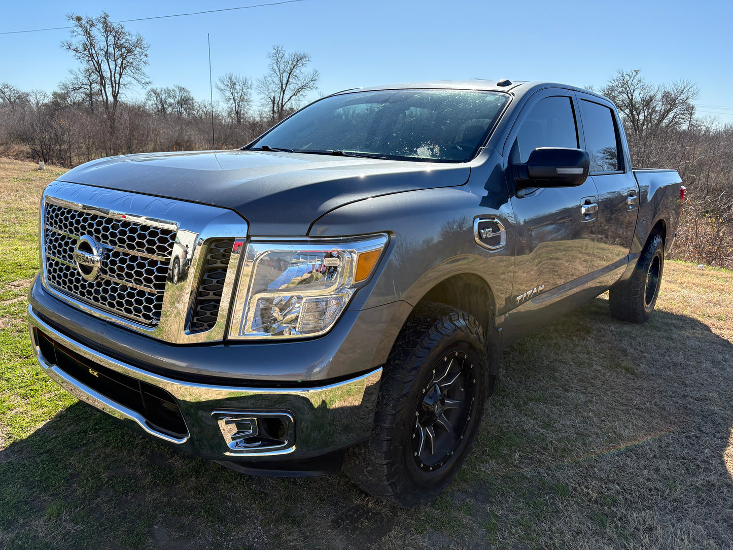2018 Nissan Titan SV