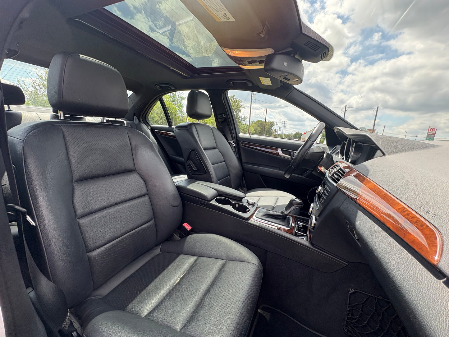 2012 Mercedes-Benz luxury/ sport