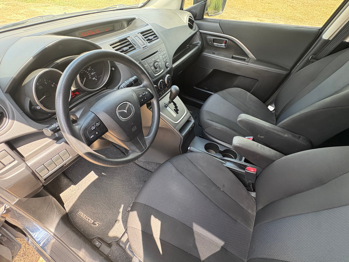 2015 Mazda Mazda5 Sport