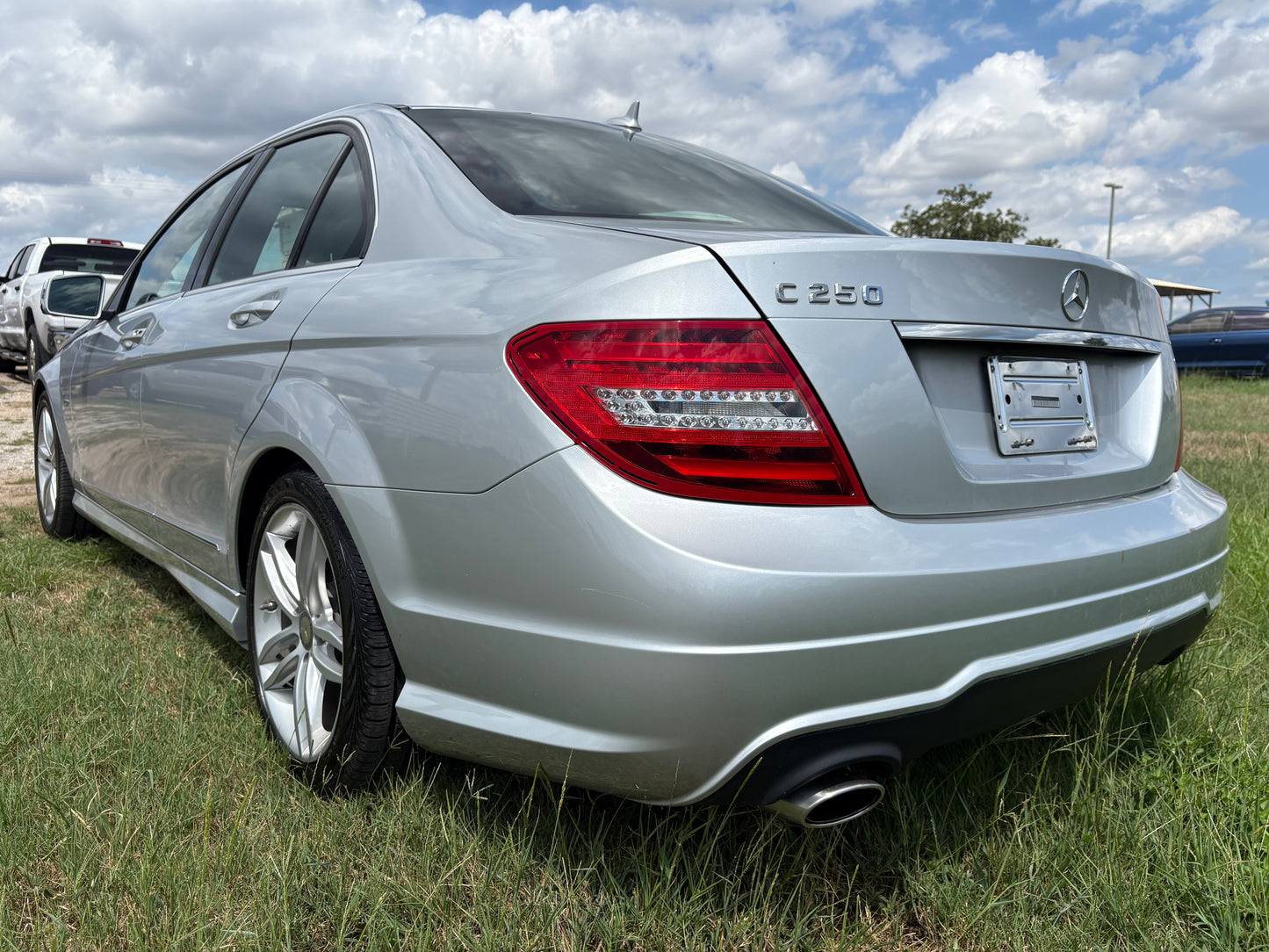 2012 Mercedes-Benz luxury/ sport