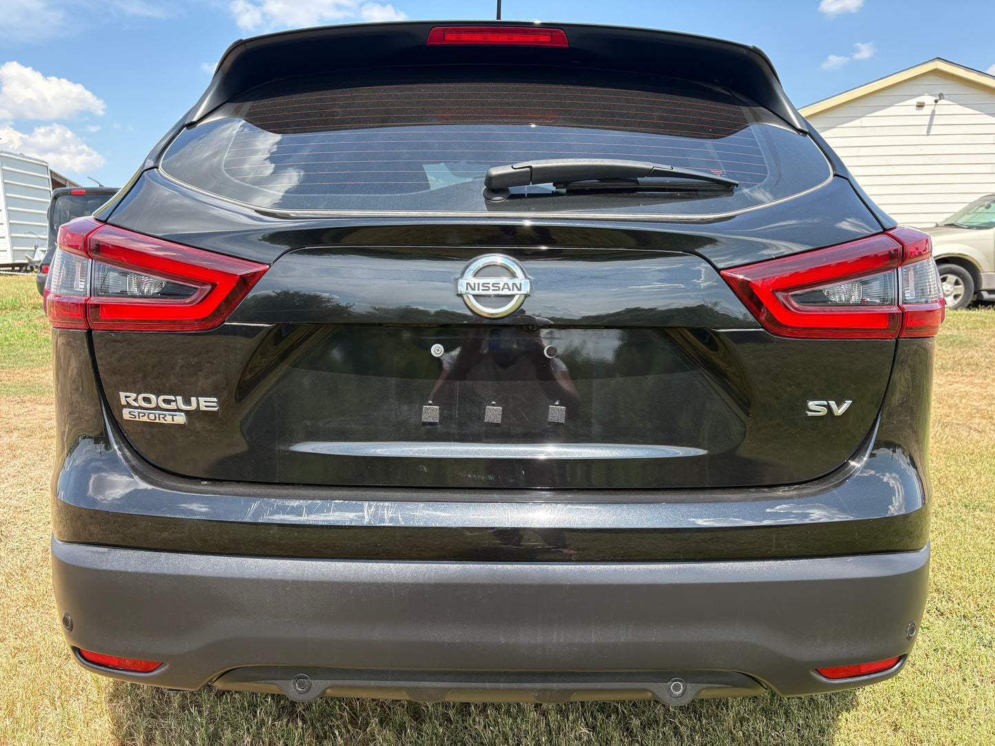 2022 Nissan Rogue Sport SV