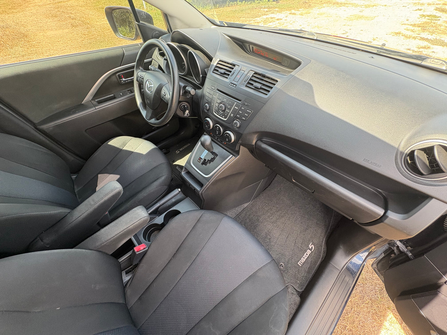 2015 Mazda Mazda5 Sport
