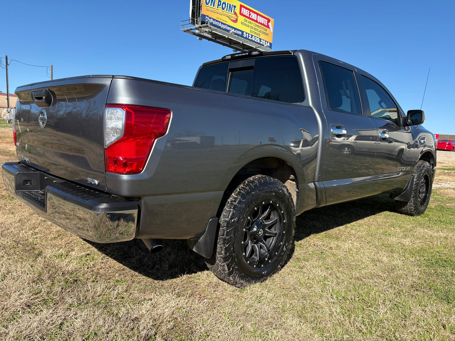 2018 Nissan Titan SV