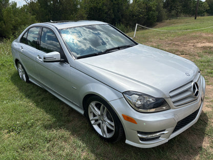 2012 Mercedes-Benz luxury/ sport