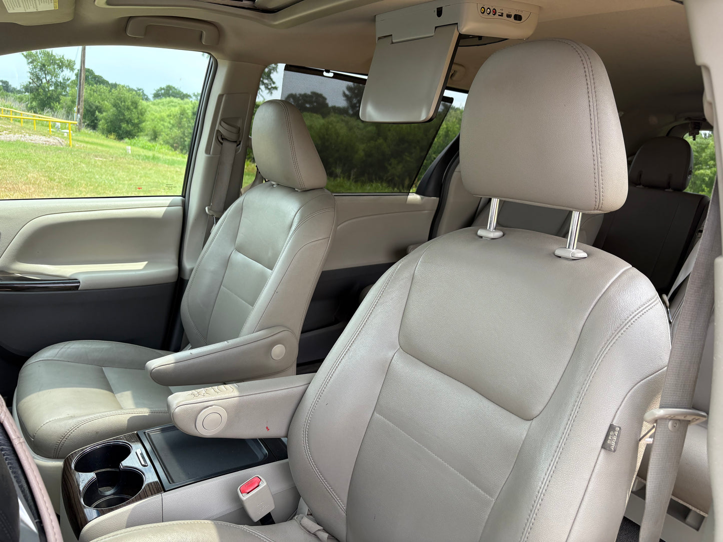 2017 Toyota Sienna XLE