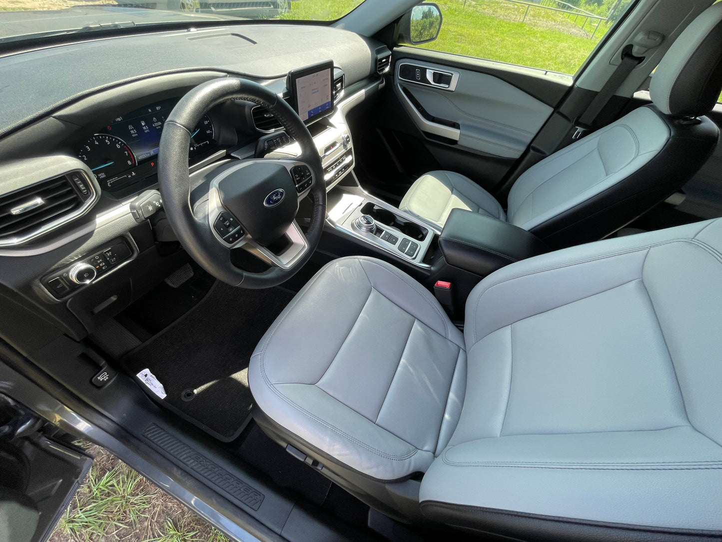 2021 Ford Explorer XLT Sport Appearance Package