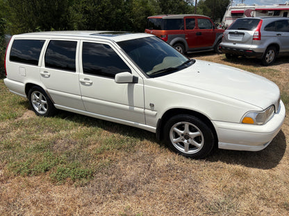 1999 Volvo V70 Wagon