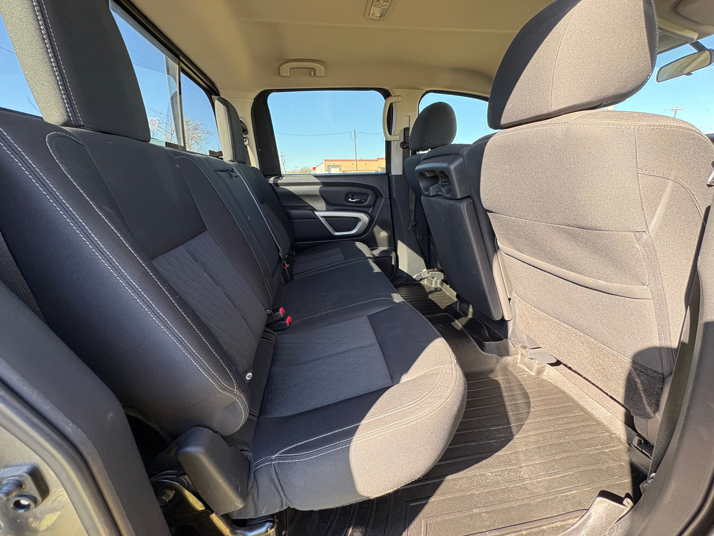 2018 Nissan Titan SV
